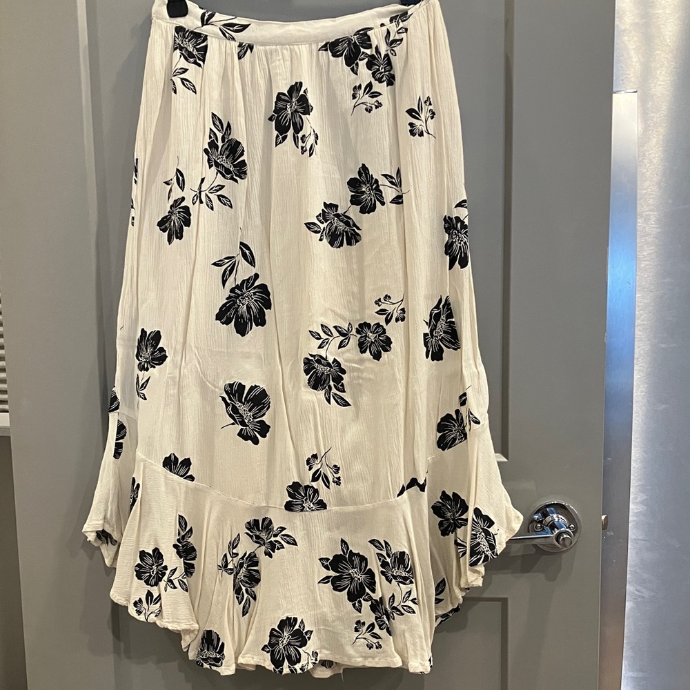 Amuse Society Black Floral A-Line Skirt